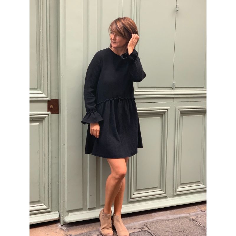 Robe TALIA Gaze de Coton confectionnée à Paris 100% fabrication française, mode, fleurie, chic, élégant, tendance, robe noire, fashion